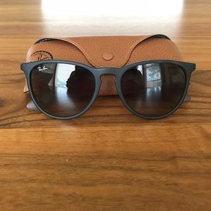 Ray-Ban Erika Classic Tortoise